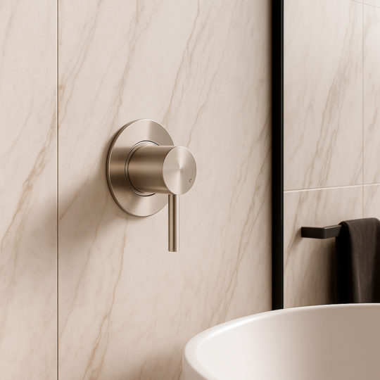 MISCELATORE-MURO-LEVANTE-INOX